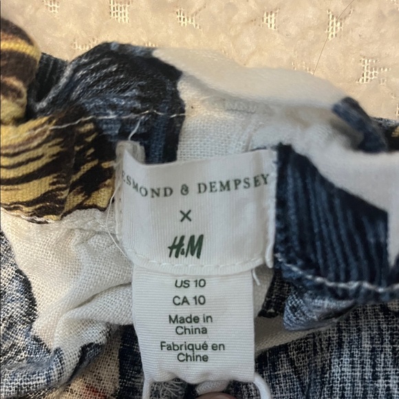 Desmond & Dempsey H&M Women Shorts Linen Blend Tropical Print Blue White Size 10 - Picture 6 of 9